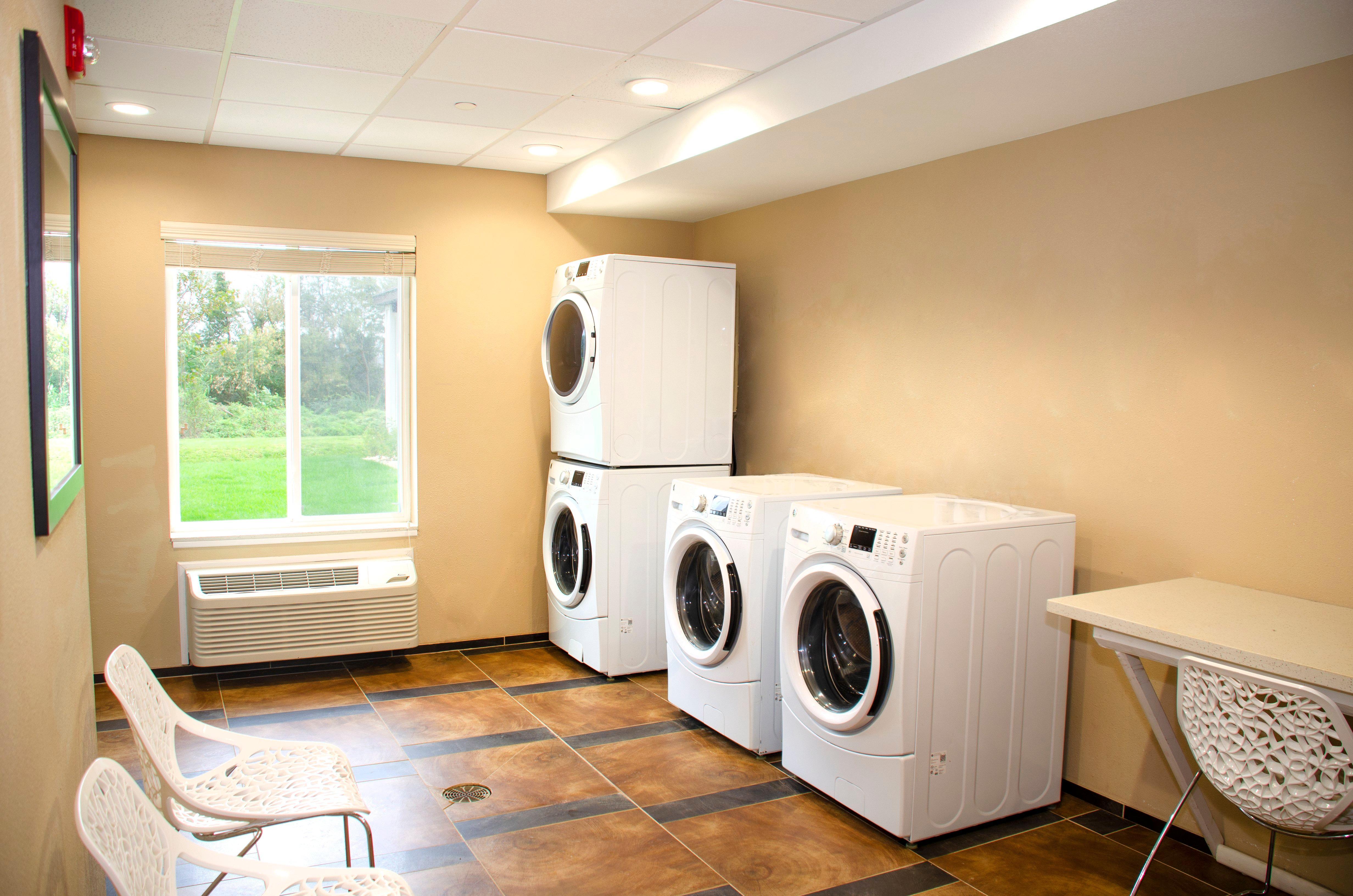 Candlewood Suites York By Ihg Bagian luar foto