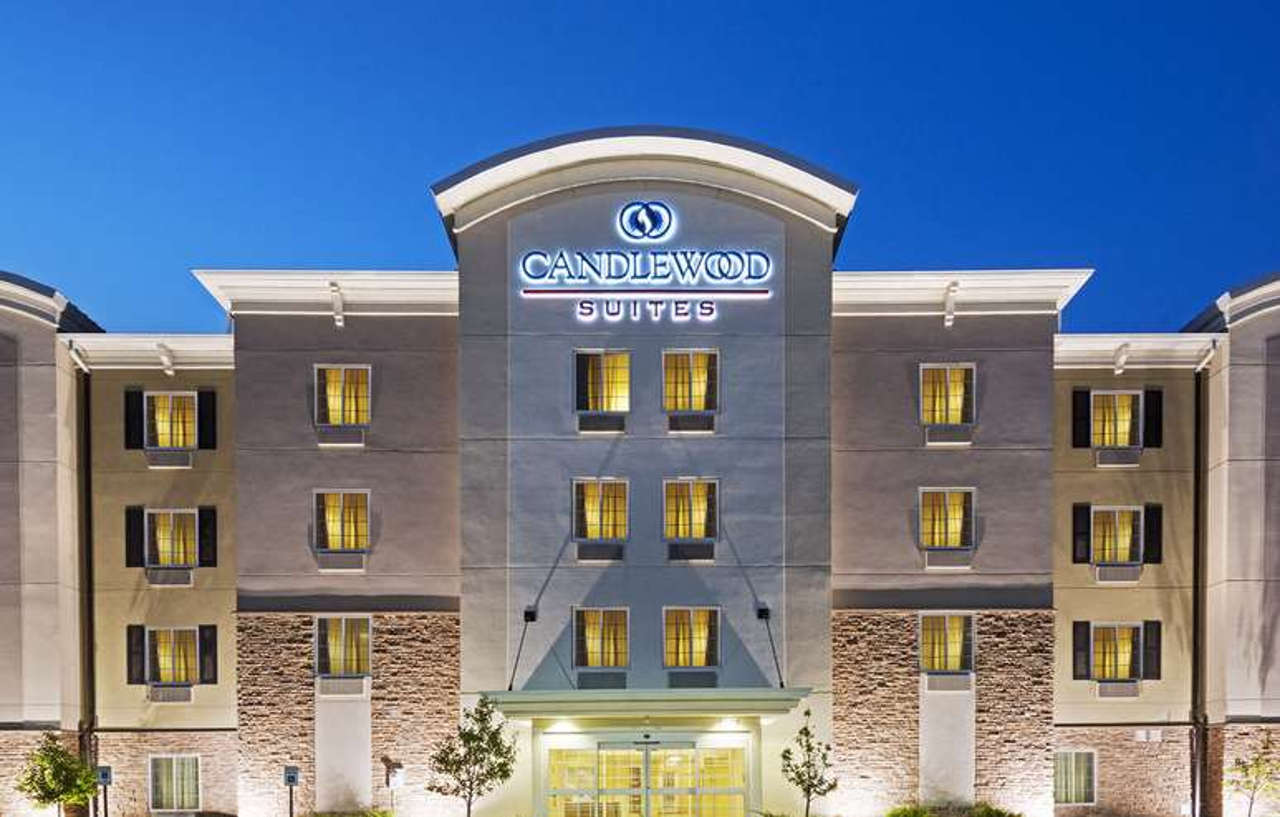 Candlewood Suites York By Ihg Bagian luar foto
