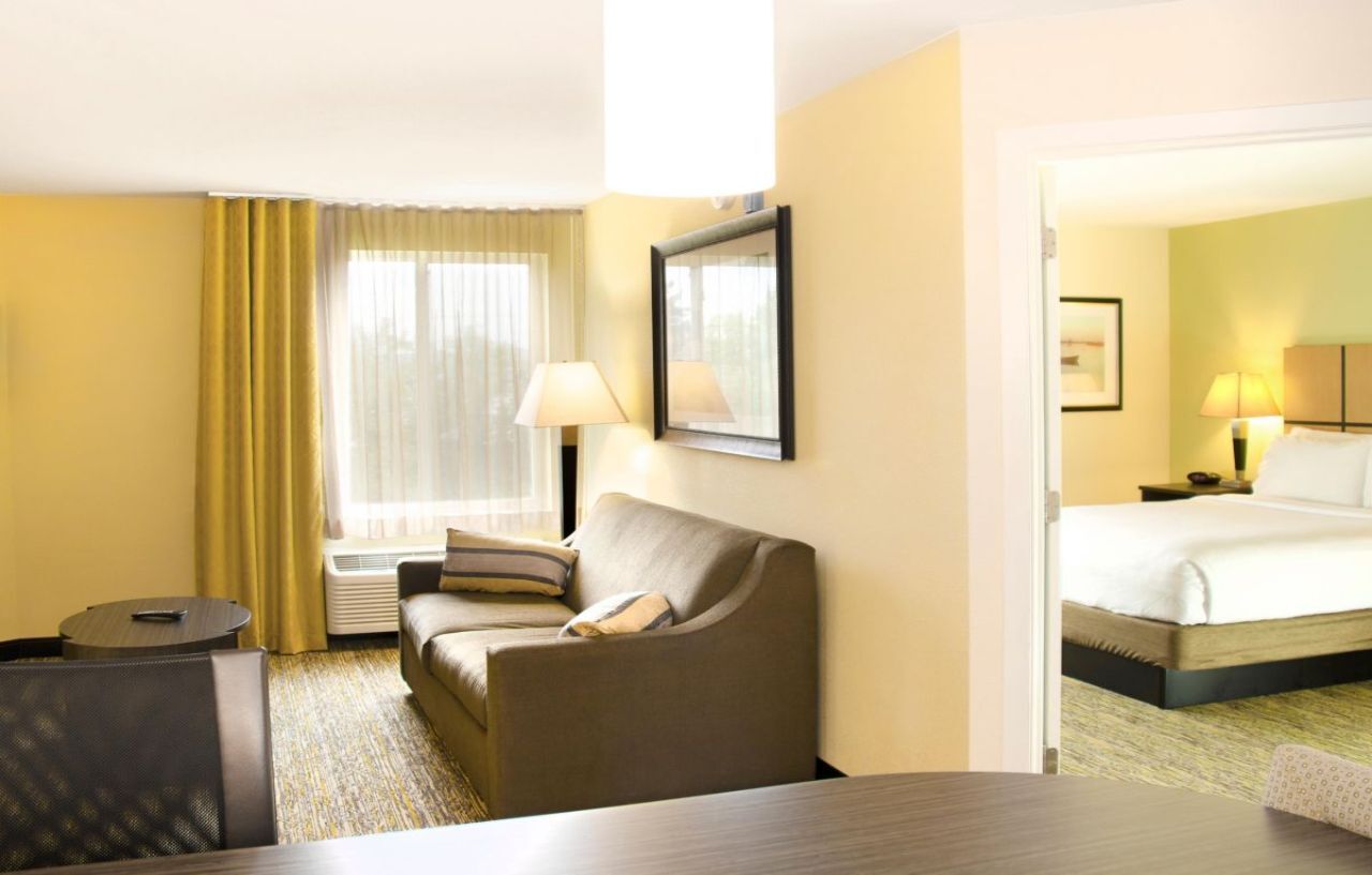 Candlewood Suites York By Ihg Bagian luar foto